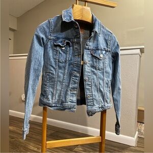 Levi’s Original Trucker Denim Jacket Women’s Small Classic Blue Wash